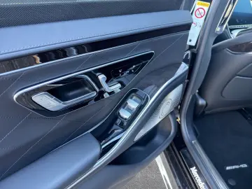 MERCEDES-BENZ S 400 d 4Matic L AMG Line Junge Sterne