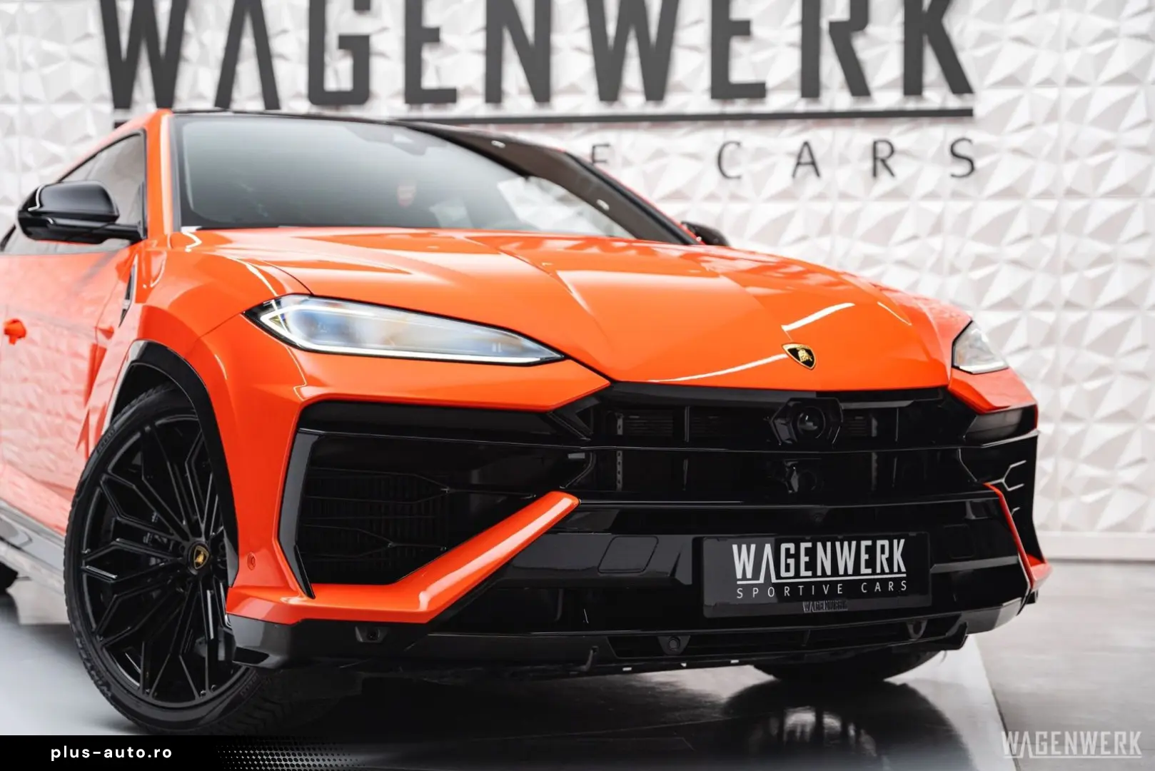 LAMBORGHINI Urus SE AD-PERSONAM MY2025 FULL-CARBON PANORAMA