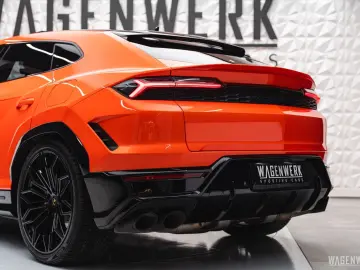LAMBORGHINI Urus SE AD-PERSONAM MY2025 FULL-CARBON PANORAMA
