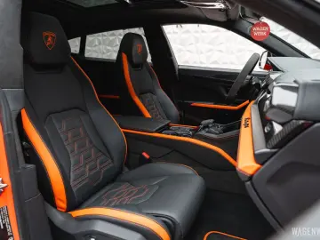 LAMBORGHINI Urus SE AD-PERSONAM MY2025 FULL-CARBON PANORAMA