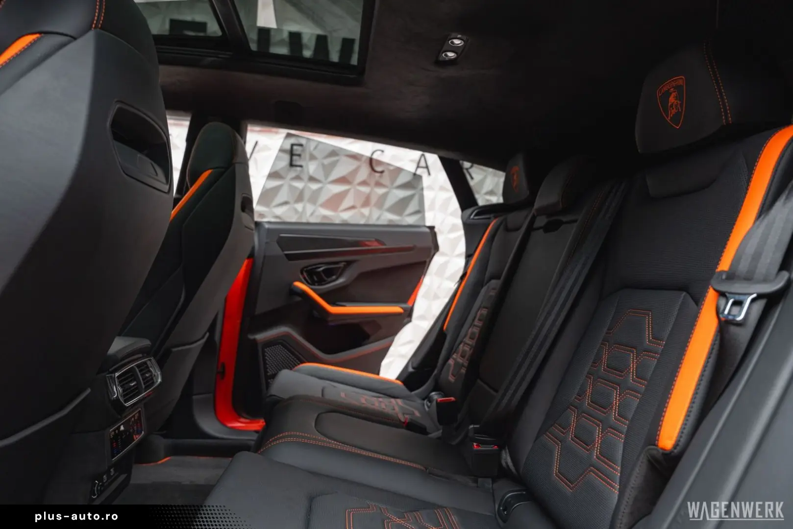 LAMBORGHINI Urus SE AD-PERSONAM MY2025 FULL-CARBON PANORAMA