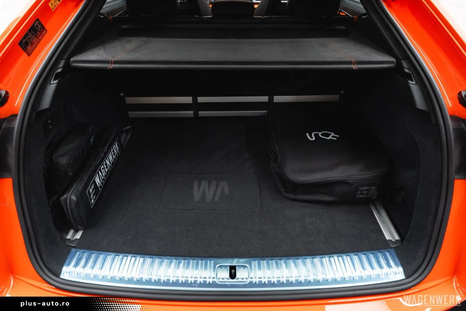 LAMBORGHINI Urus SE AD-PERSONAM MY2025 FULL-CARBON PANORAMA