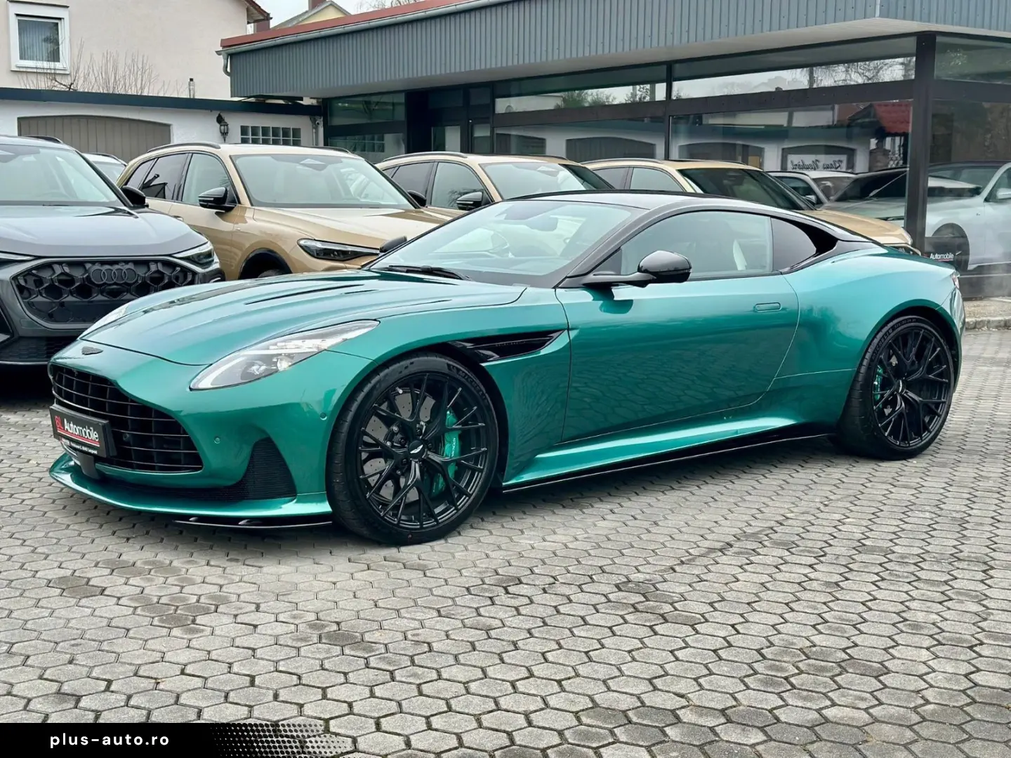 ASTON MARTIN DB12 4.0 V8 KERAMIK.B&W.SITZBELÜFT.360