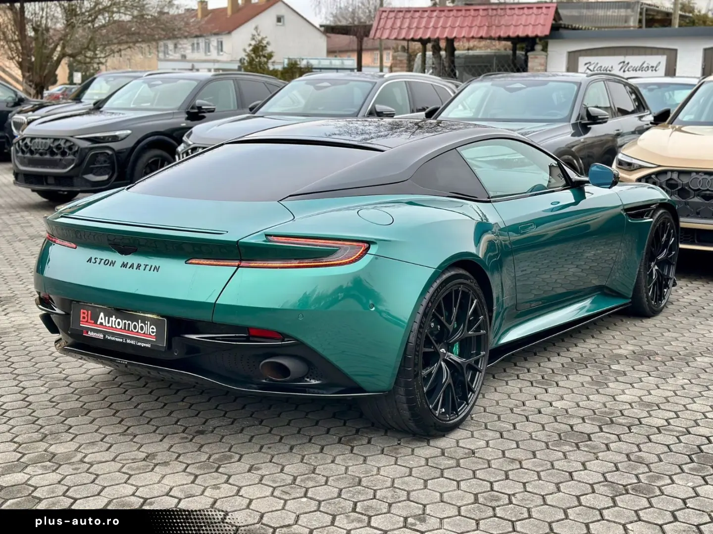 ASTON MARTIN DB12 4.0 V8 KERAMIK.B&W.SITZBELÜFT.360