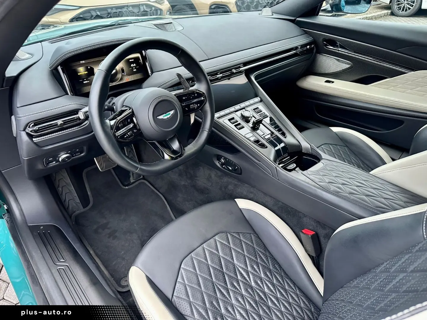 ASTON MARTIN DB12 4.0 V8 KERAMIK.B&W.SITZBELÜFT.360