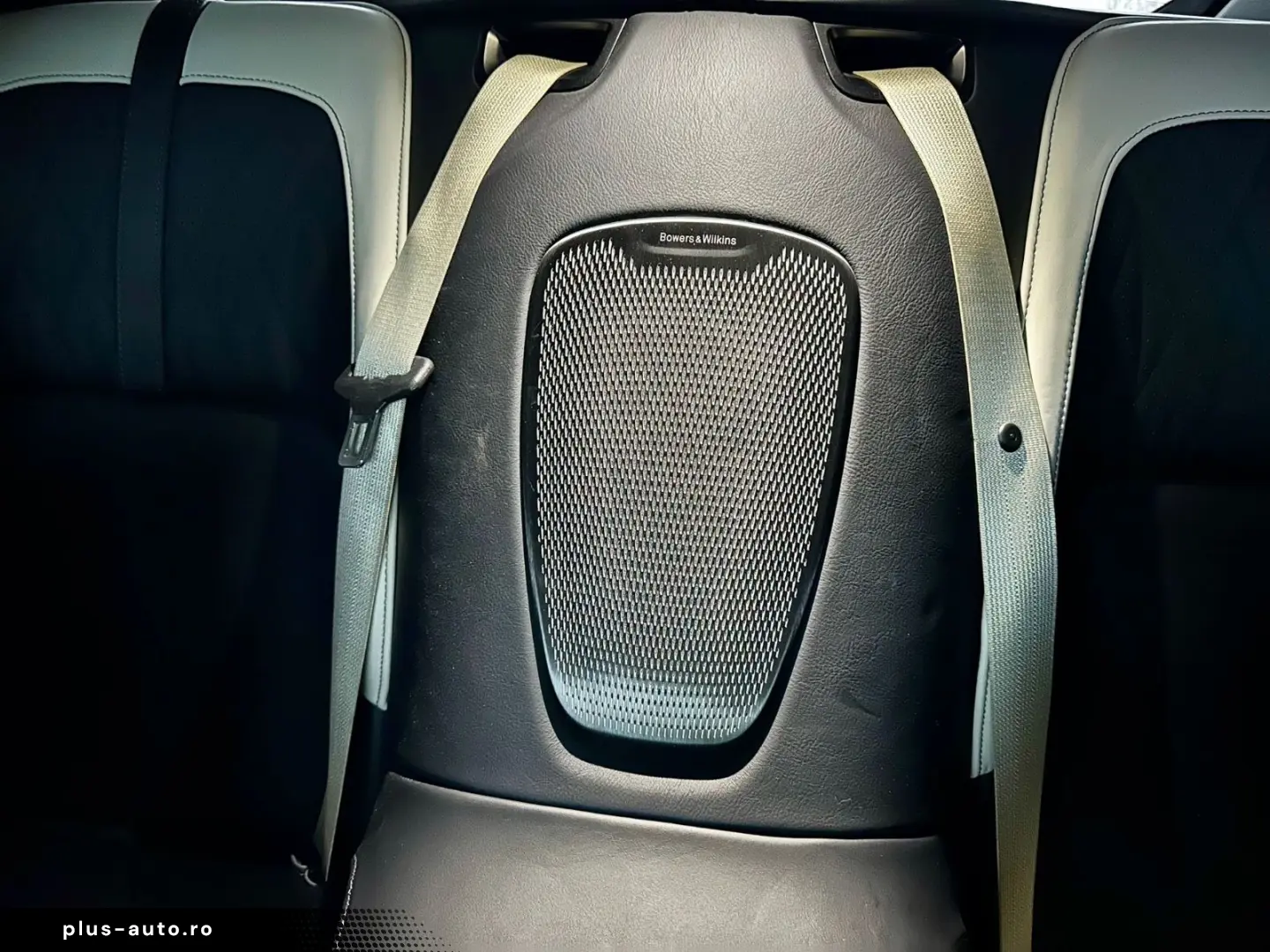 ASTON MARTIN DB12 4.0 V8 KERAMIK.B&W.SITZBELÜFT.360