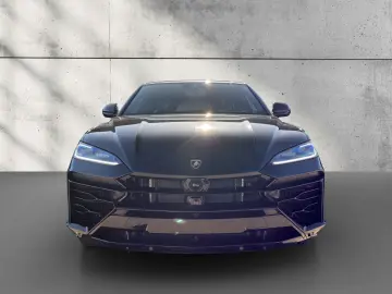 Lamborghini Urus SE   Akrapovic Exhaust