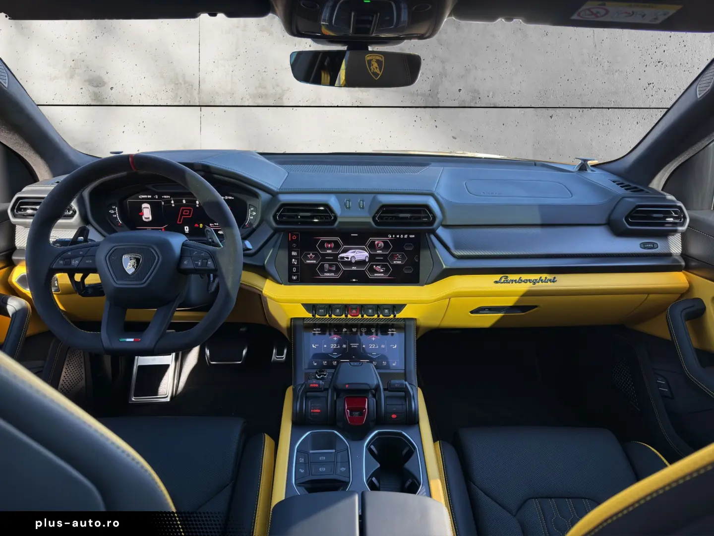 Lamborghini Urus SE   Akrapovic Exhaust