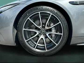 Mercedes-Benz SL 43 AMG