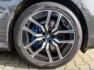 BMW 750e xDrive M Sport