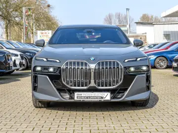 BMW 750e xDrive M Sport