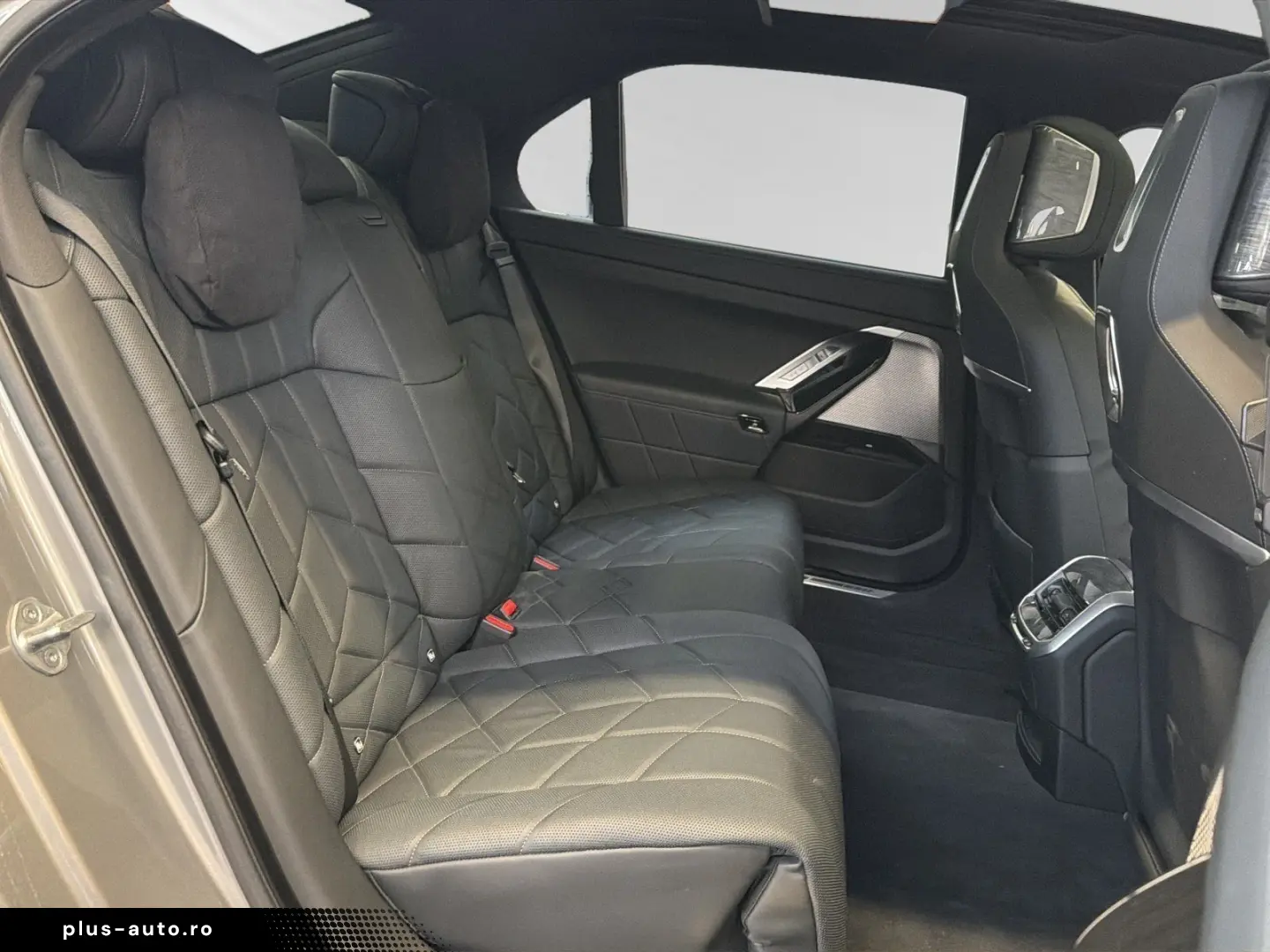 BMW 750e xDrive M Sport  TV-Fond-Entert.  SkyLounge