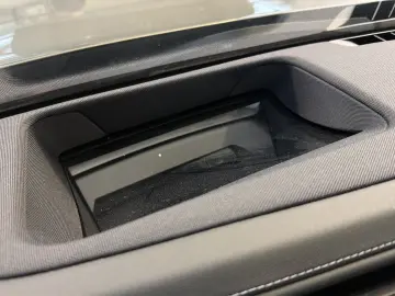 BMW 750e xDrive M Sport  TV-Fond-Entert.  SkyLounge