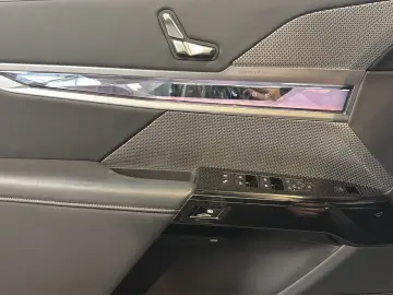 BMW 750e xDrive M Sport  TV-Fond-Entert.  SkyLounge