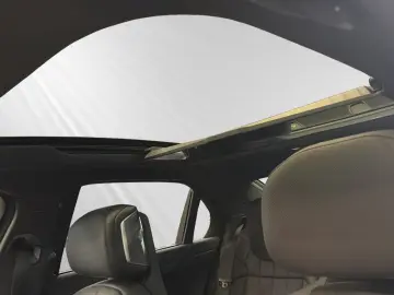 BMW 750e xDrive M Sport  TV-Fond-Entert.  SkyLounge