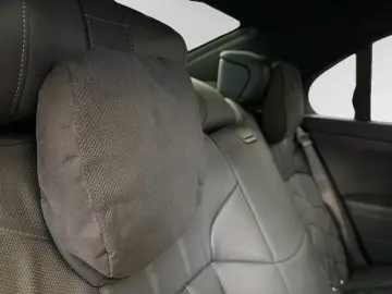 BMW 750e xDrive M Sport  TV-Fond-Entert.  SkyLounge