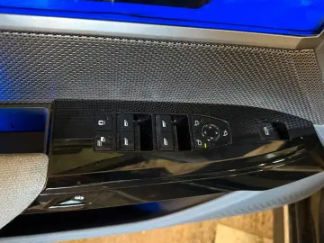 BMW 750e xDrive EXEC. LOUNGE