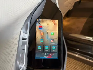 BMW 750e xDrive EXEC. LOUNGE