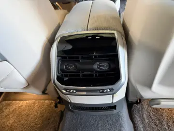 BMW 750e xDrive EXEC. LOUNGE