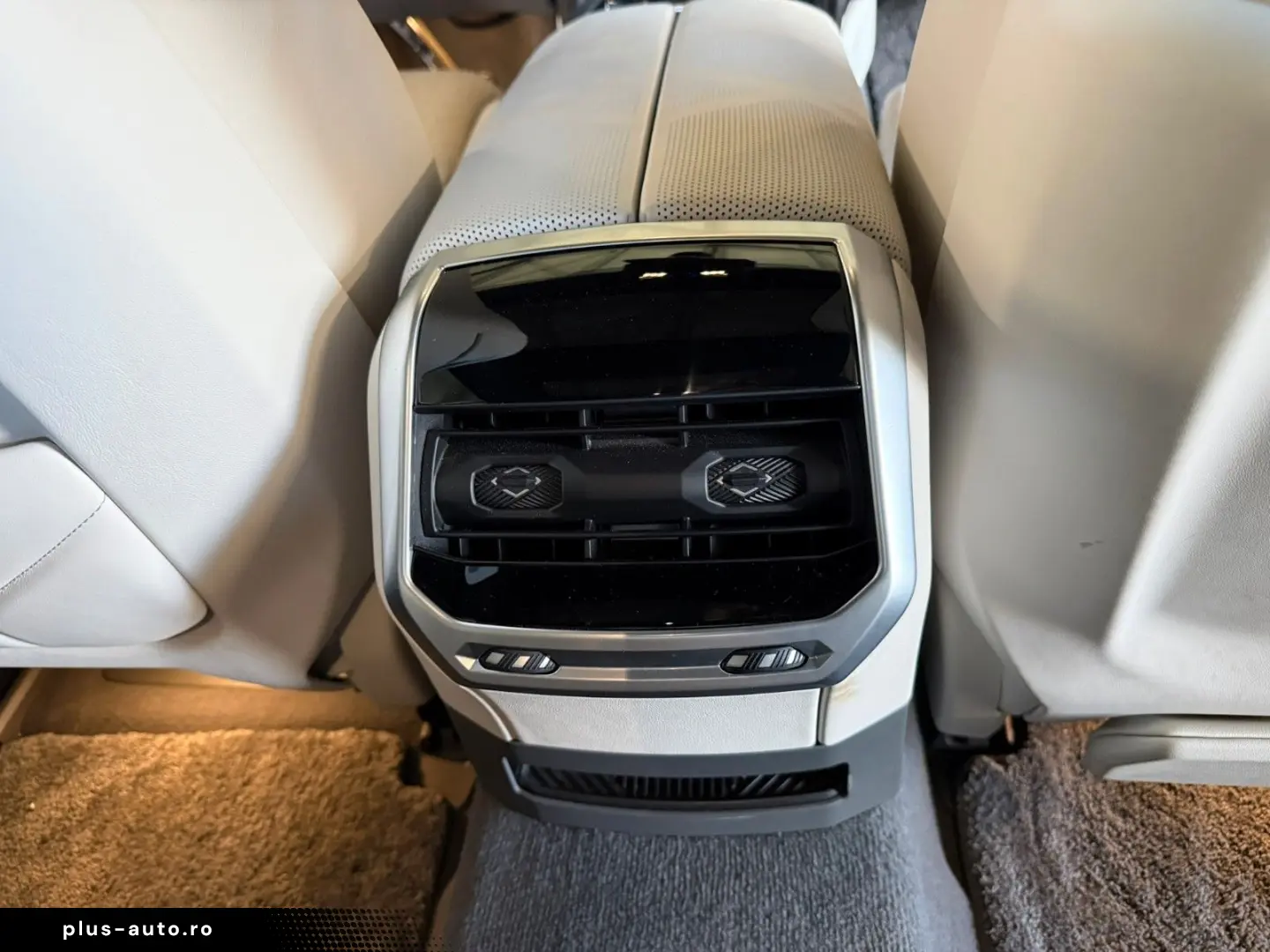 BMW 750e xDrive EXEC. LOUNGE