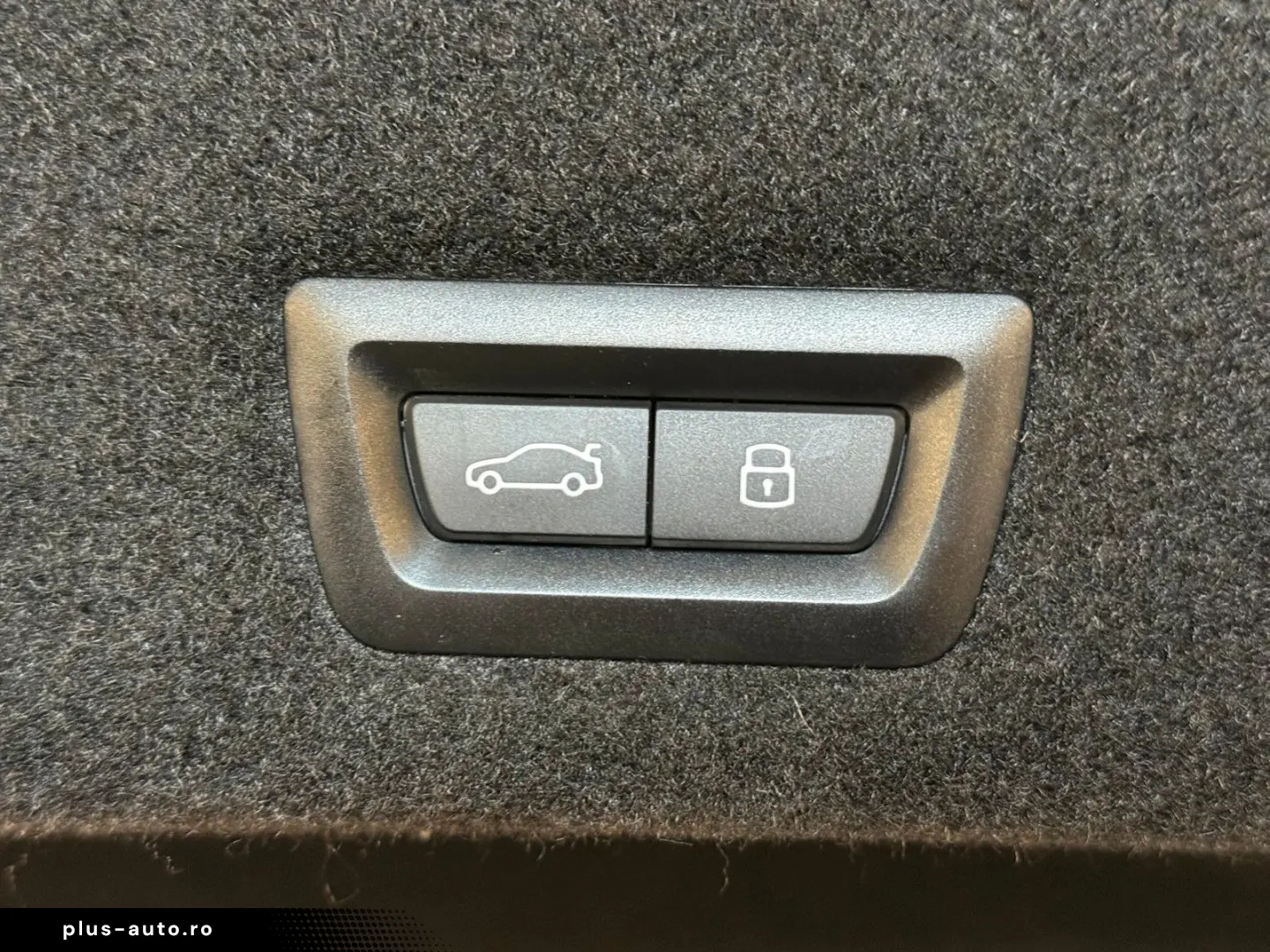 BMW 750e xDrive EXEC. LOUNGE