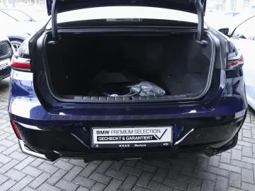 BMW 750e xDrive M Sportpaket Pro