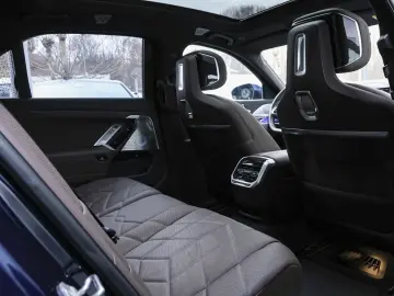 BMW 750e xDrive M Sportpaket Pro