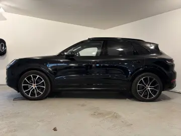 PORSCHE Cayenne E-Hybrid SD MASSAGE PANO ACC HUD AHKe!
