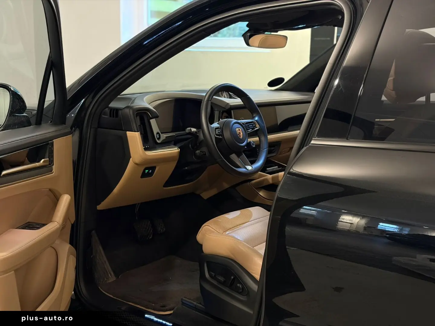 PORSCHE Cayenne E-Hybrid SD MASSAGE PANO ACC HUD AHKe!