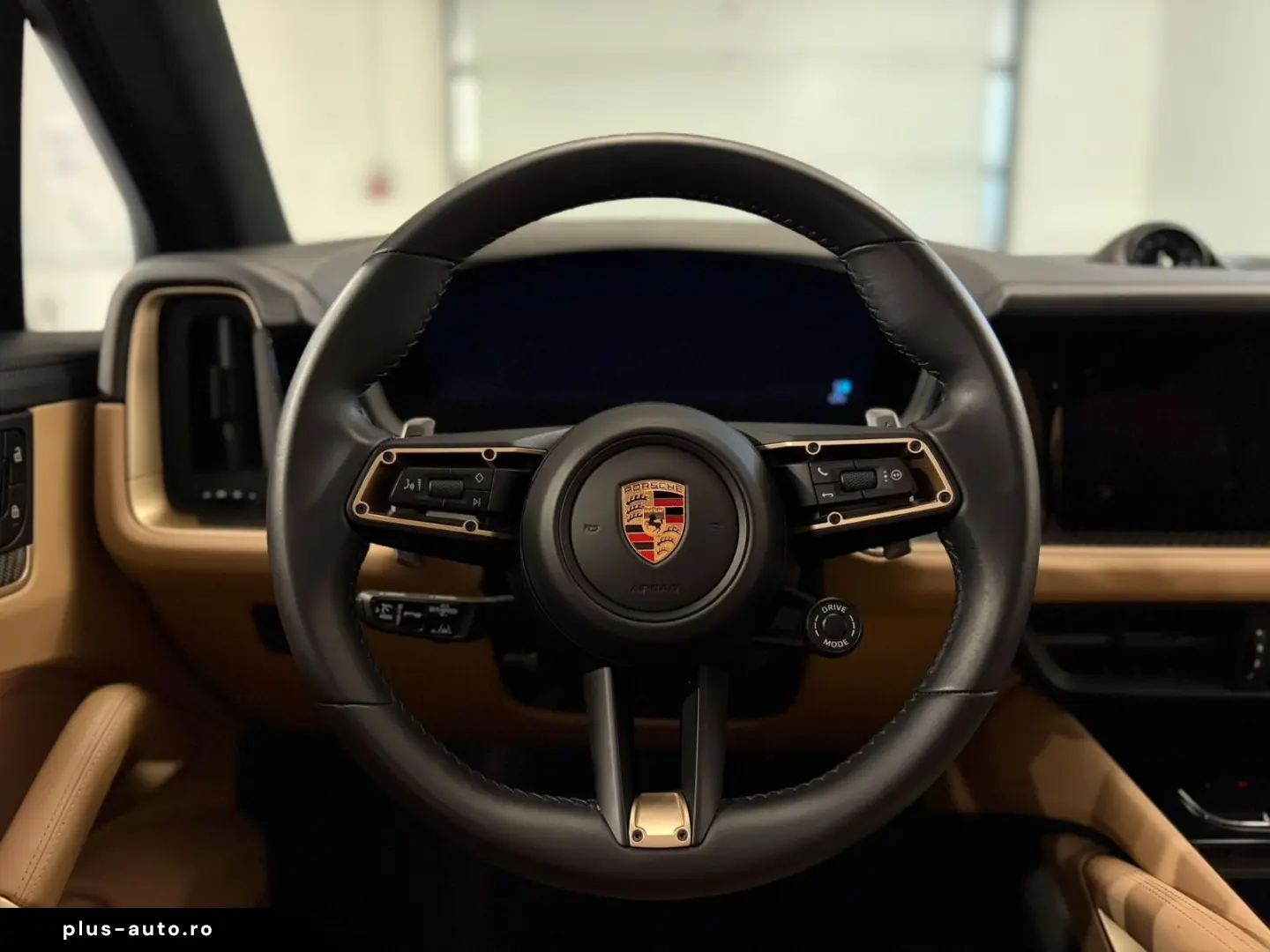 PORSCHE Cayenne E-Hybrid SD MASSAGE PANO ACC HUD AHKe!