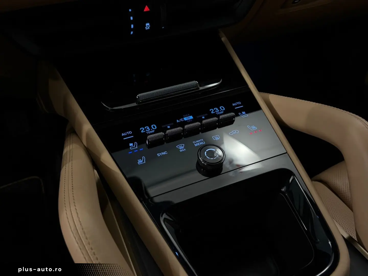 PORSCHE Cayenne E-Hybrid SD MASSAGE PANO ACC HUD AHKe!