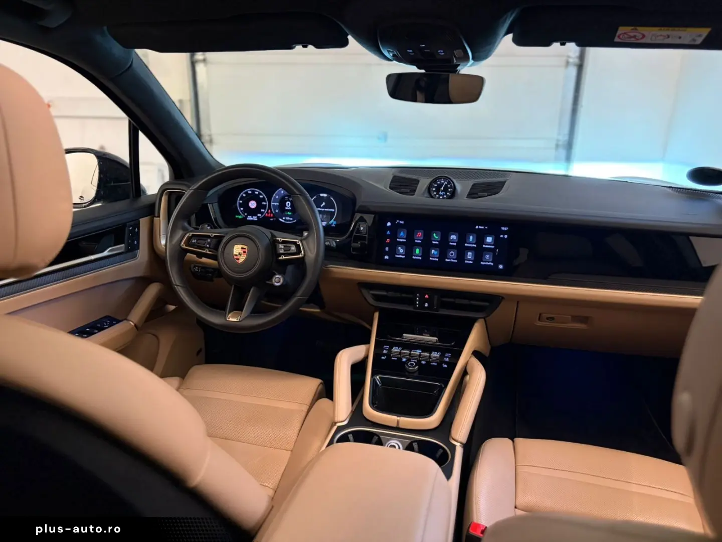 PORSCHE Cayenne E-Hybrid SD MASSAGE PANO ACC HUD AHKe!