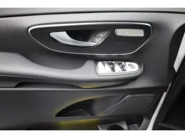 MERCEDES-BENZ V 250 d AMG Kurz Night 6Si LEDILS RfKam 19Zoll