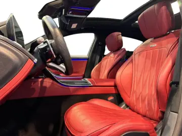 MERCEDES-BENZ AMG S 63 E Performance AMG MBUX Burm Night HUD