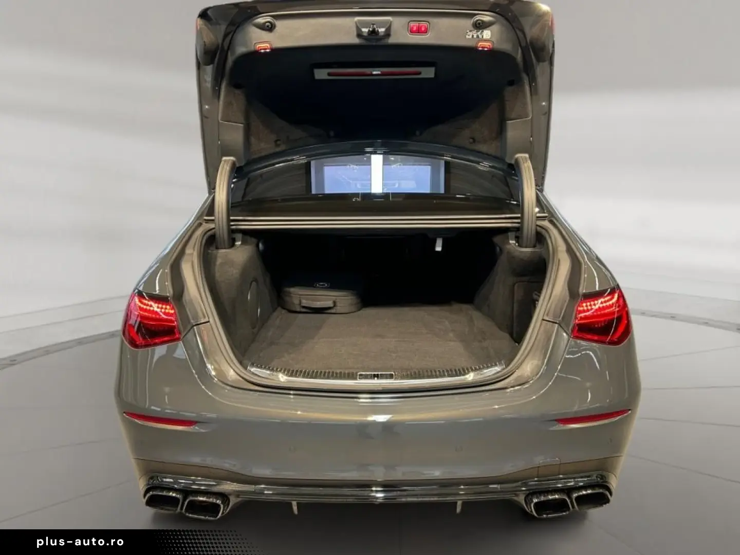 MERCEDES-BENZ AMG S 63 E Performance AMG MBUX Burm Night HUD