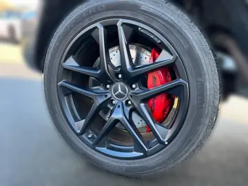 MERCEDES-BENZ G 63 AMG Drivers Package Burmester 360