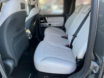 MERCEDES-BENZ G 63 AMG Drivers Package Burmester 360