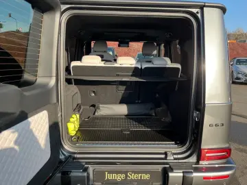 MERCEDES-BENZ G 63 AMG Drivers Package Burmester 360
