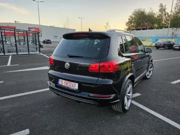 Tiguan R line 2.0 TDI 4x4 184CP Automat Panoramic