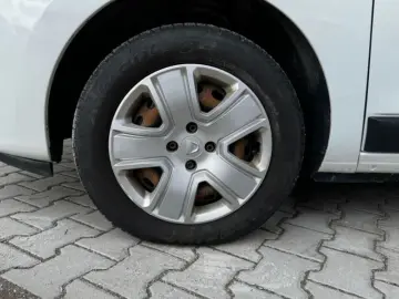 DACIA LODGY 1.5 Blue dCi 115 Laureate 7L