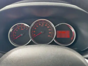 DACIA LODGY 1.5 Blue dCi 115 Laureate 7L