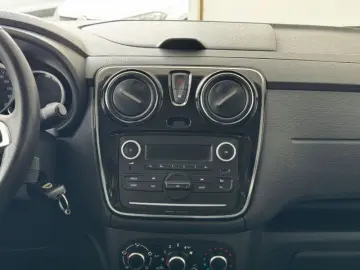 DACIA LODGY 1.5 Blue dCi 115 Laureate 7L