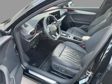 CUPRA Formentor 2.0 TDI 4D MATRIX APP DAB AHK PANO SHZ