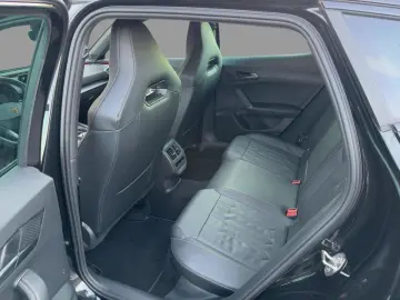 CUPRA Formentor 2.0 TDI 4D MATRIX APP DAB AHK PANO SHZ