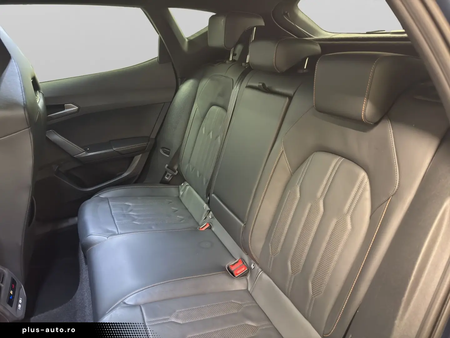 CUPRA Formentor 2.0 TDI DSG 4Drive MATT AHK PANORAMA 1