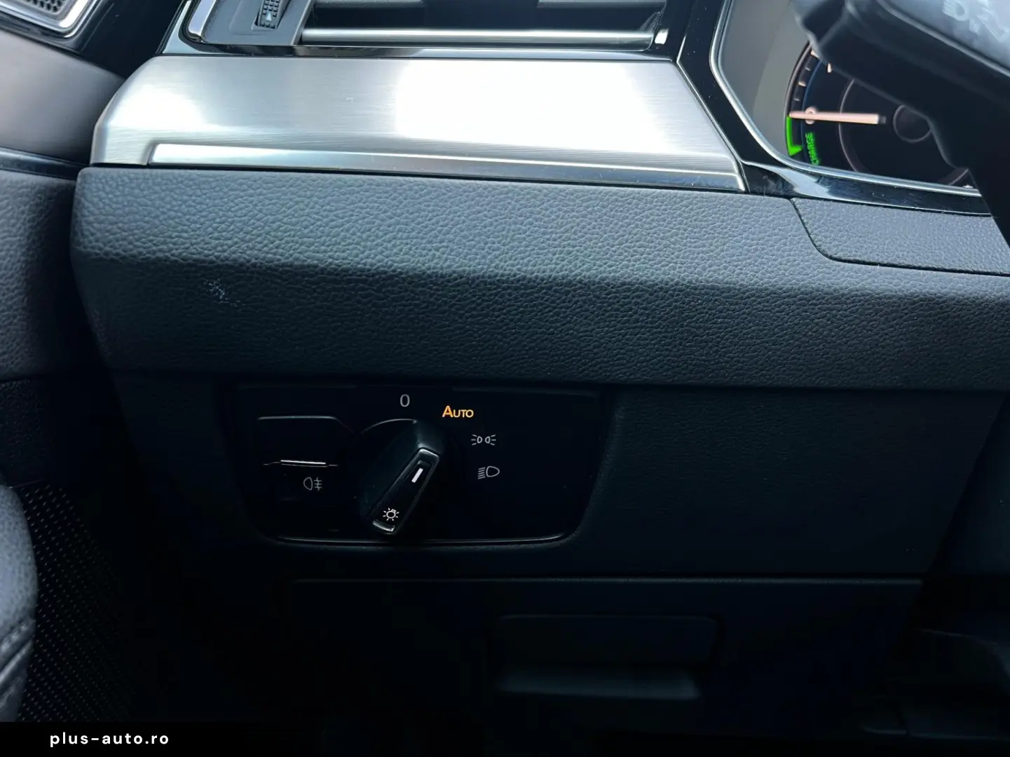 Volkswagen Passat Gen-B8-2014