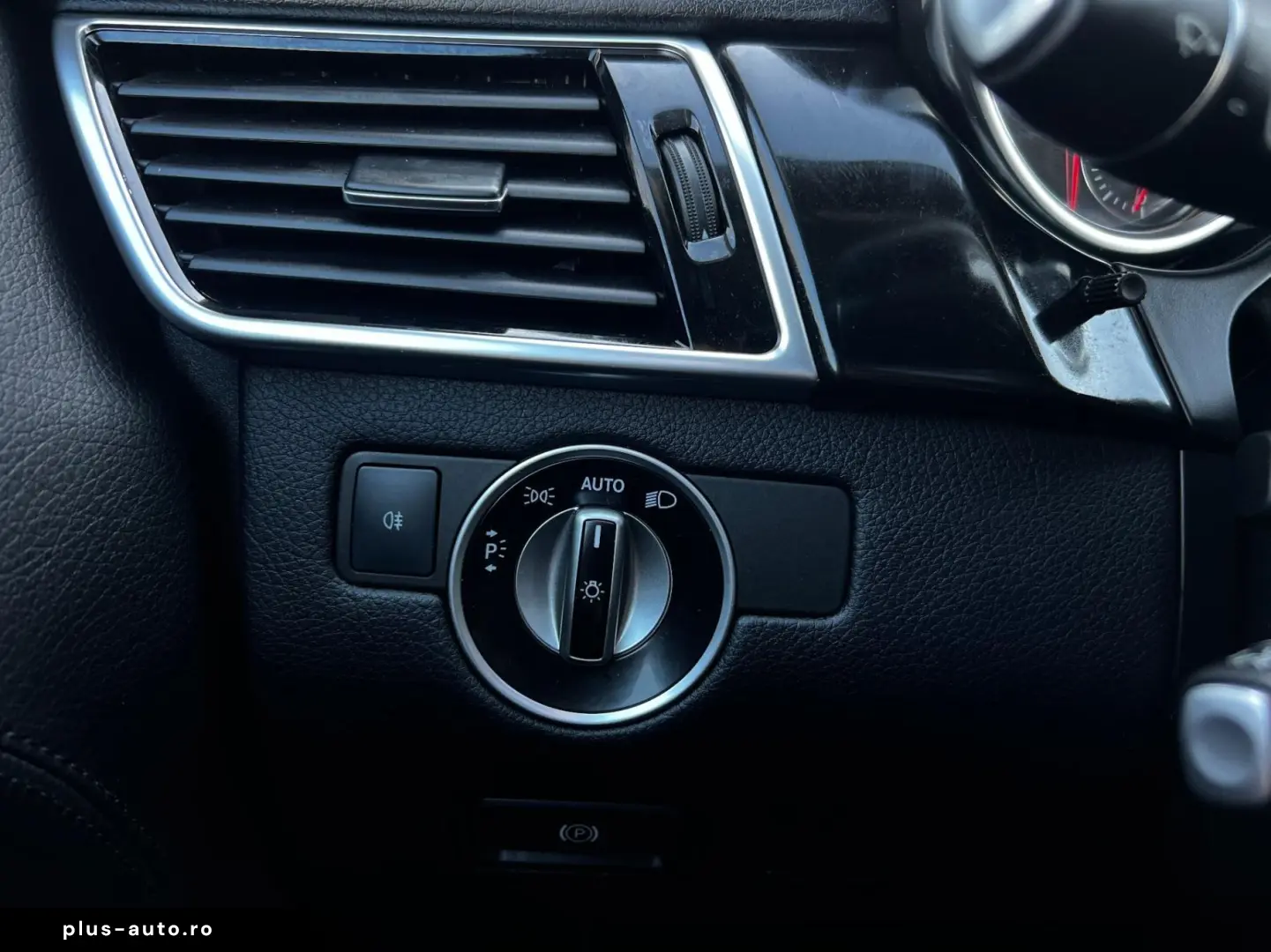 Mercedes-Benz Gls Gen-X166-2015-2019