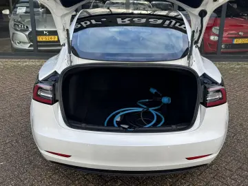 TESLA Model 3 Long Range AWD 75 kWh Premium Audio 85%S