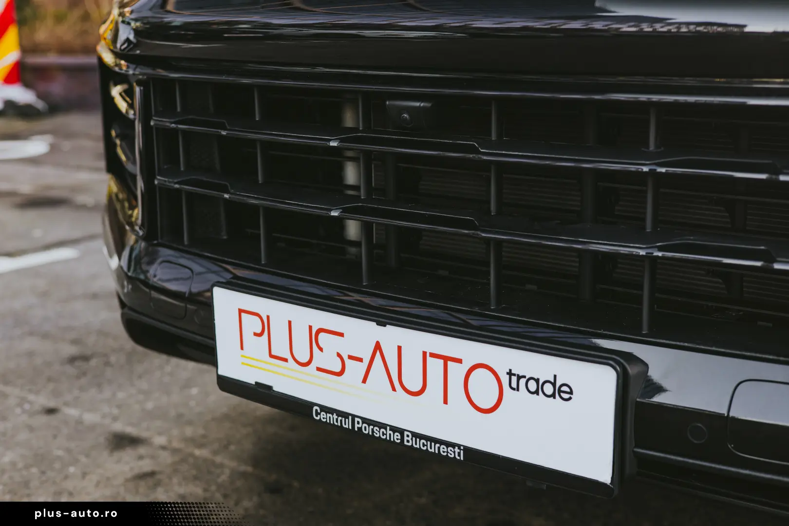 Porsche Cayenne ( preluare leasing )