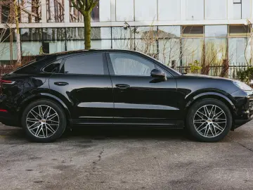 Porsche Cayenne ( preluare leasing )
